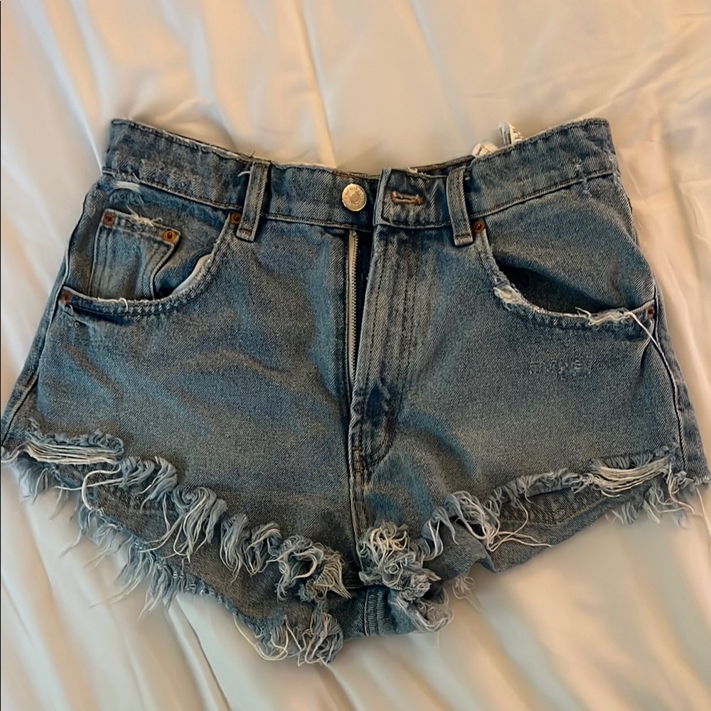 Zara Denim Frayed Hem Women's Shorts